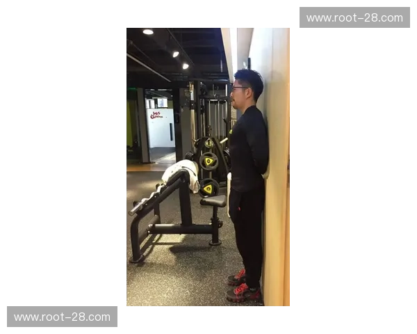 湖人哈姆构建动态防御 三要素联动与针对性夹击策略解析